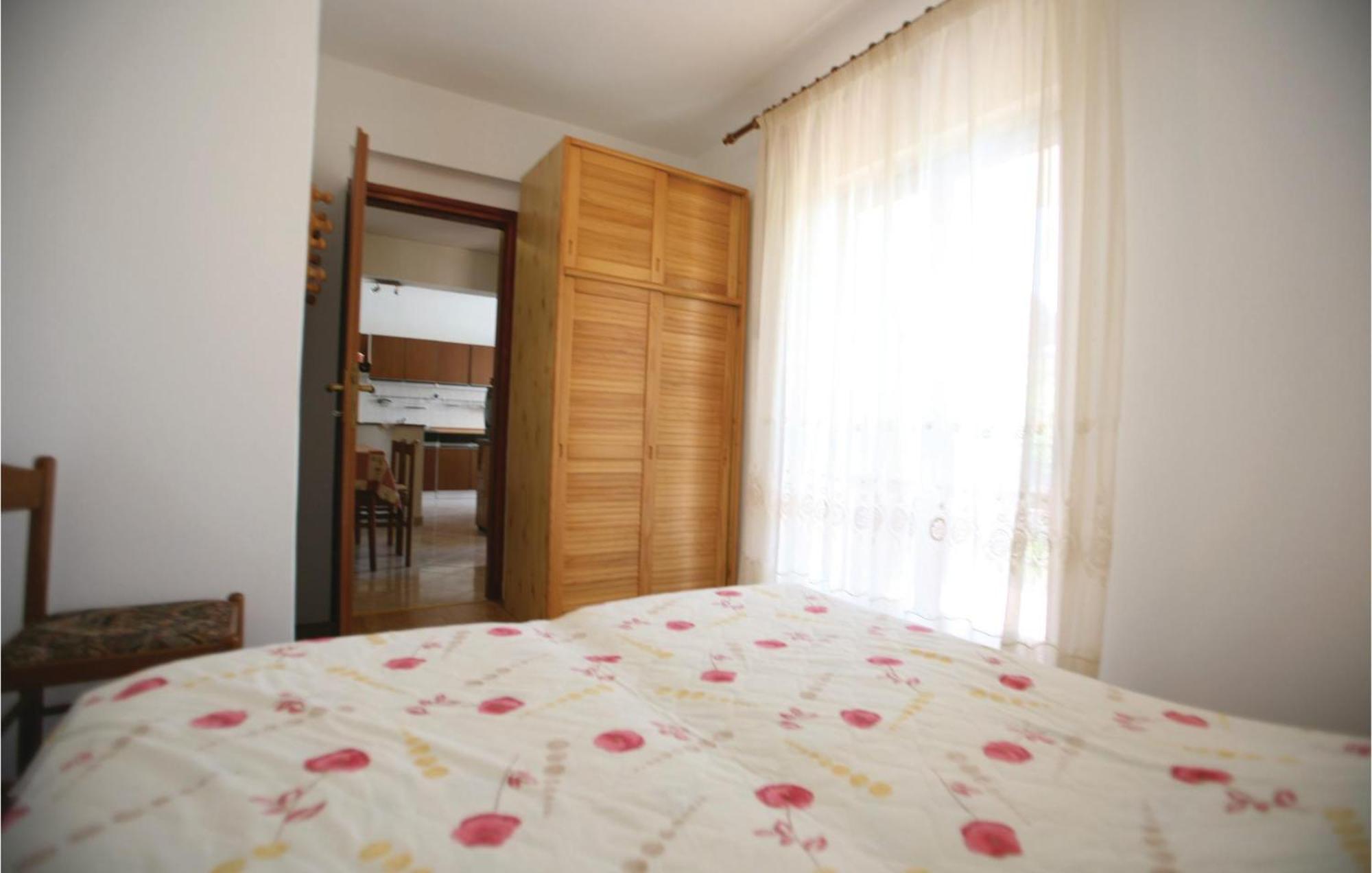 Awesome Apartment In Labin With Wifi Rasa Exterior photo